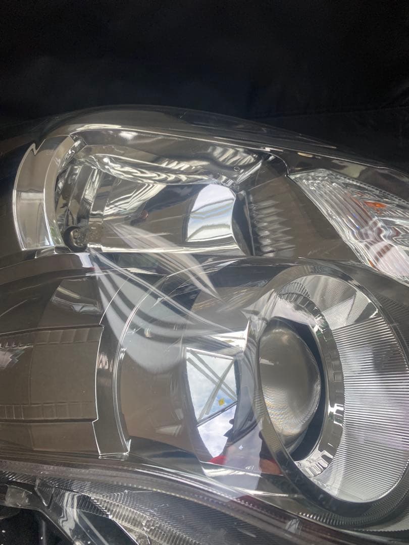 意外と知らない！ トヨタ ノア 70系ZRR70 ZRR75 後期 純正 HID ヘッドライト左側TOYOTA 顕著な