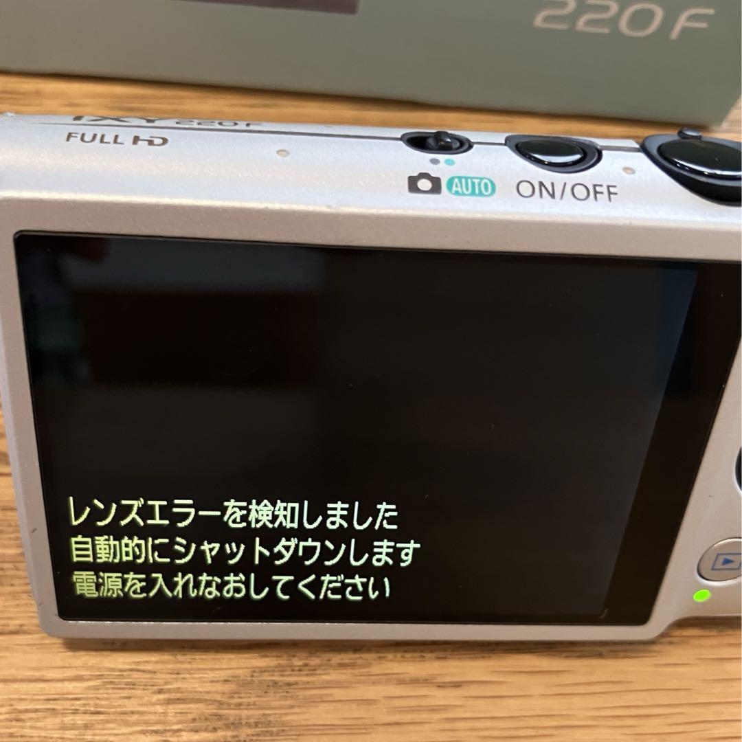Canon キャノン　IXY 220F コンパクトデジタルカメラ　ジャンク品