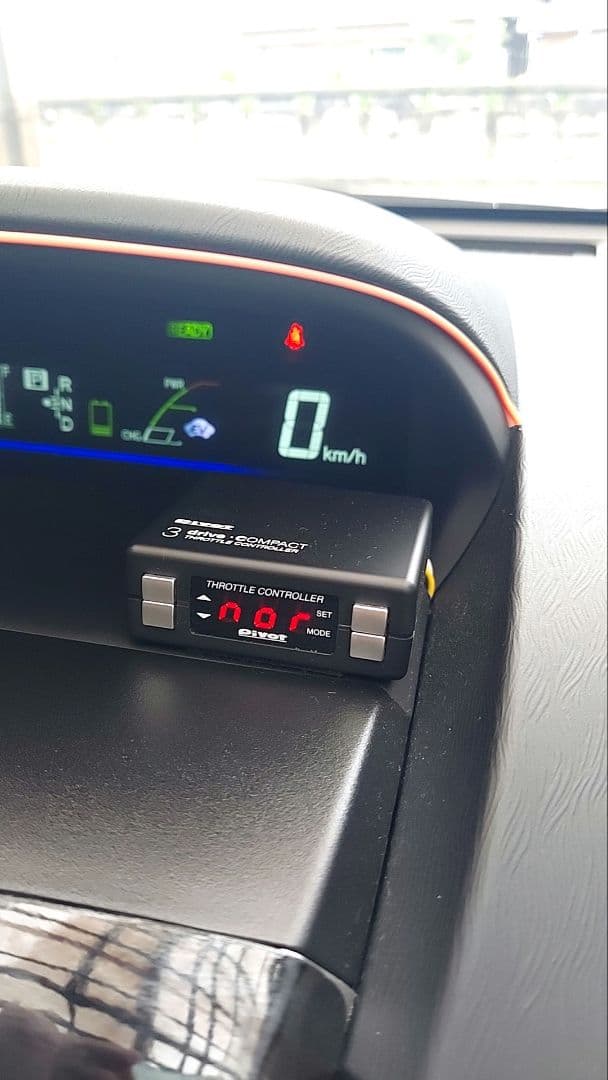 プリウスα　Sツーリング