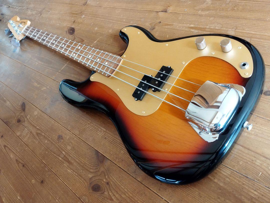 ベース Fender Player Precision Bass