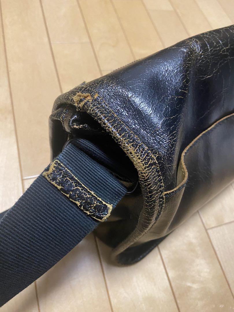 バッグ miu miu damaged leather shoulder bag