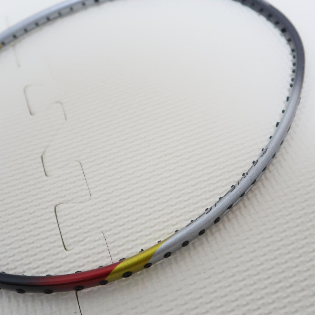 ヨネックスバドミントンラケット ナノスピード8000 ナノスピード70002本で ヨネックスバドミントンラケット ナノスピード8000 ナノスピード