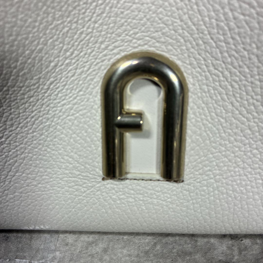 美品】✨FURLA レザー 2way ショルダーバッグ 現行ロゴ金 希少