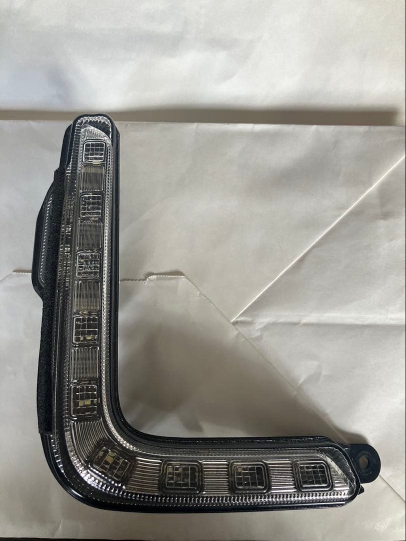 ダイハツ タントカスタム デイライト 右側 LA600S