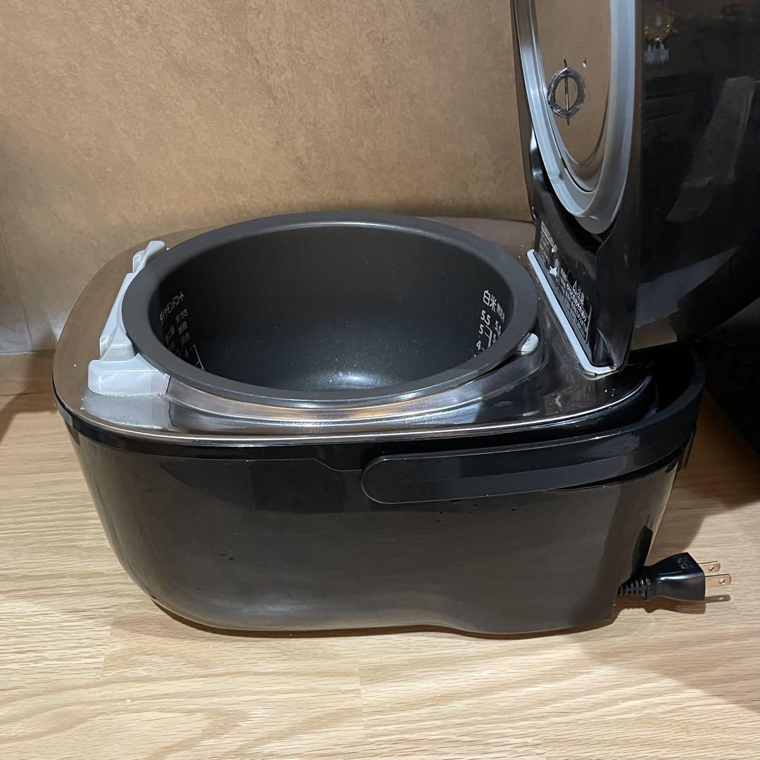 TOSHIBA IH炊飯器 RC-10VST 黒