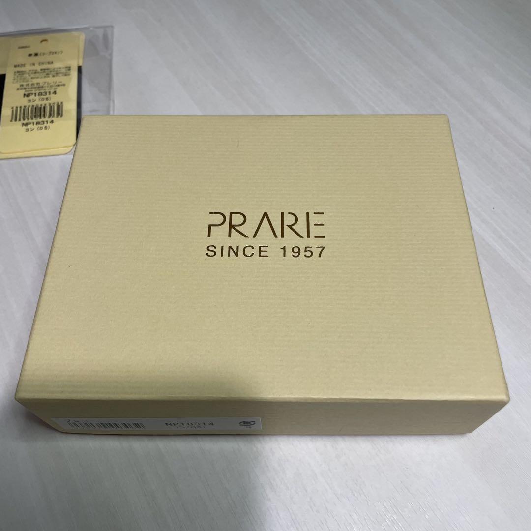 美品☆プレリー 銀座☆ミニ財布☆ネイビー☆羊革☆ラウンドジップ☆シンプル 美品☆プレリー 銀座☆ミニ財布☆ネイビー☆羊革☆ラウンド