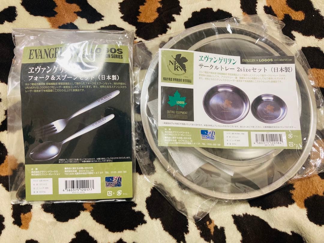 EVANGELION×LOGOS サークルトレー2枚 フォーク＆スプーン
