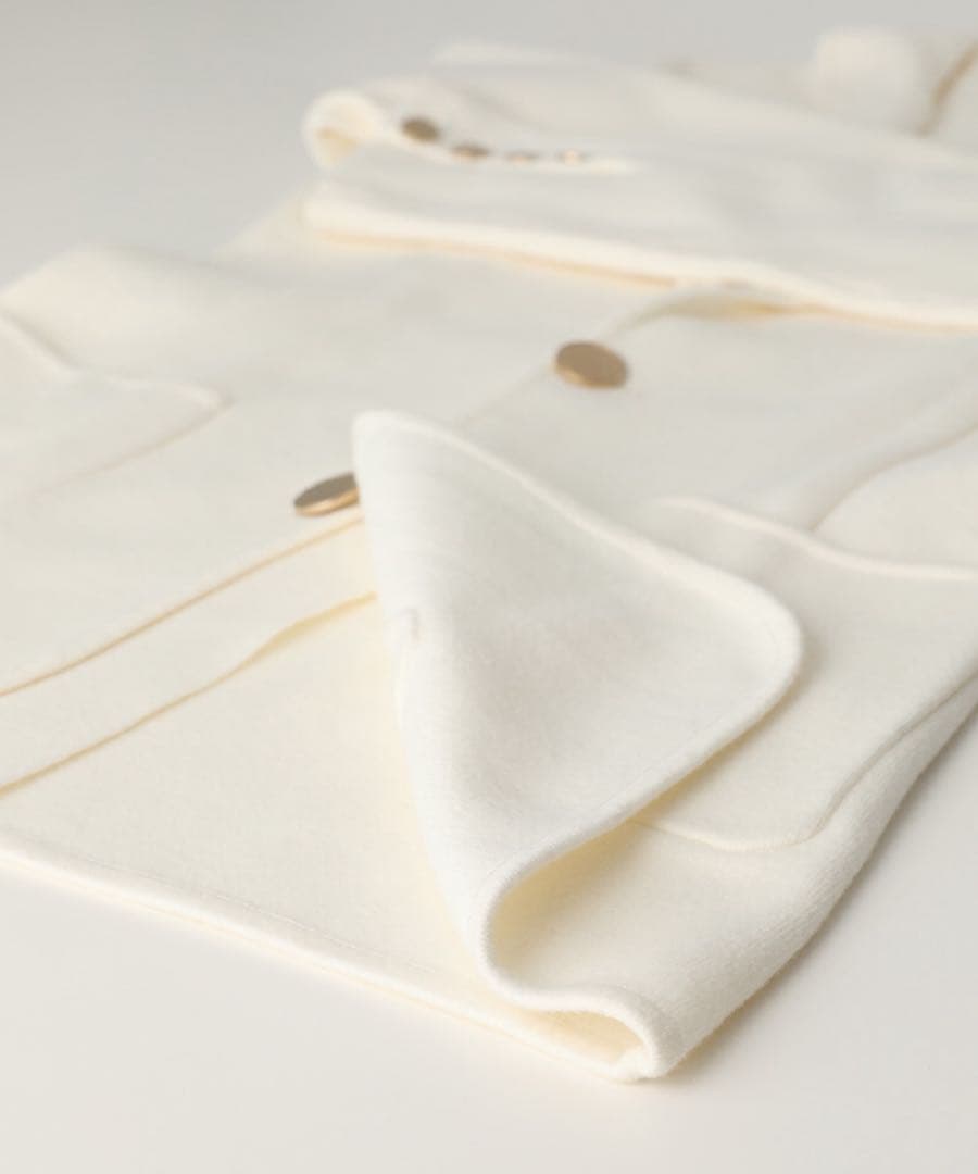 新品　JENNE ジェンヌ　ベーシック　ニットジャケット 金ボタン　Mサイズ