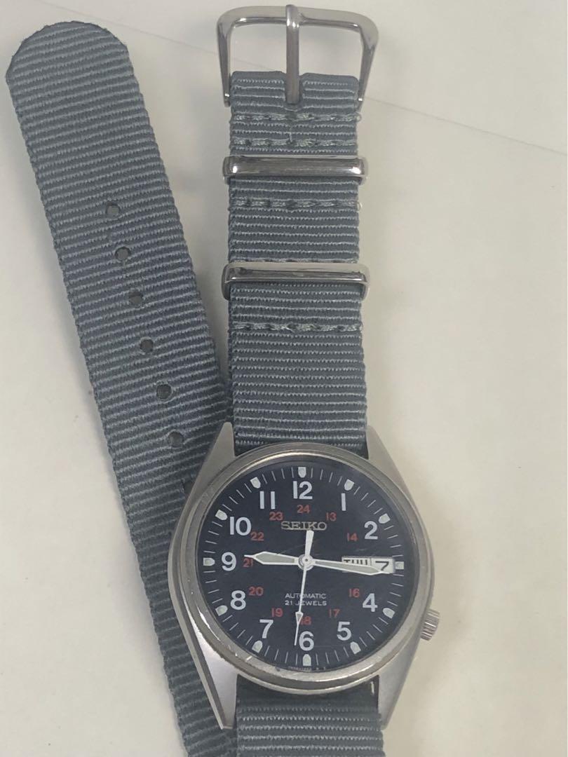 完動 薄型軽量SEIKO ボーイズミリタリー 7S26-3060 ネイビー文字盤