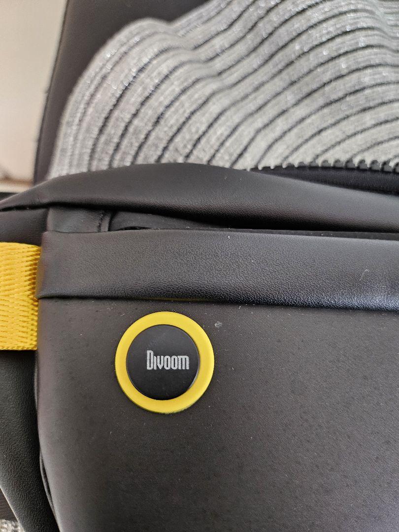 Pixoo Sling Bag ピクセルアートバッグ　モバイルバッテリー付き
