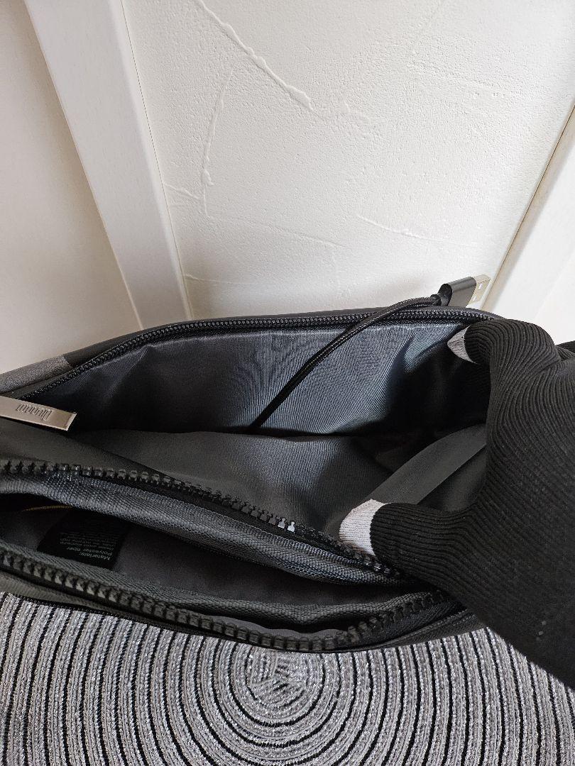 Pixoo Sling Bag ピクセルアートバッグ　モバイルバッテリー付き
