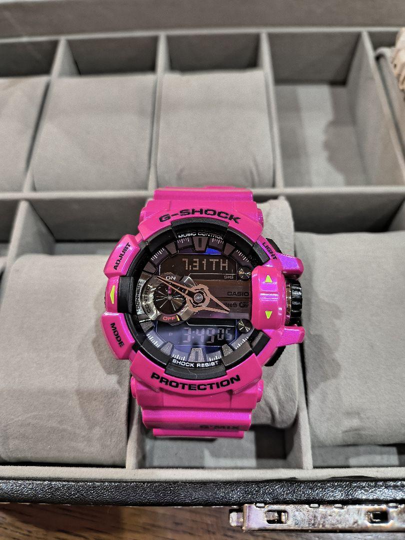 G-SHOCK ピンク デジタル腕時計 G-SHOCK「パワーピンク」ウオッチ、青みピンクやヴィヴィッド