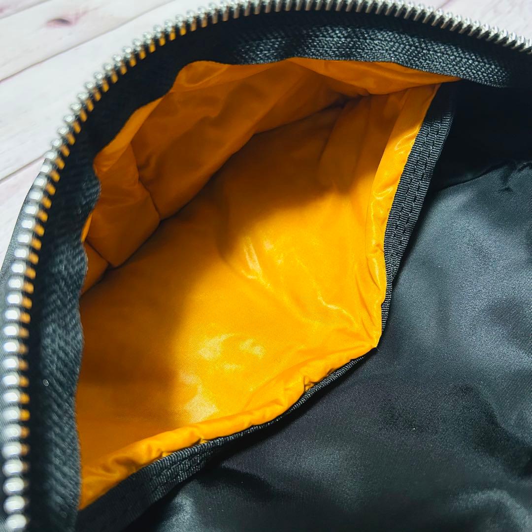 通販特価! 級 PORTER タンカー ボディバッグ ショルダーバッグ L吉田カバン 洗いやすい