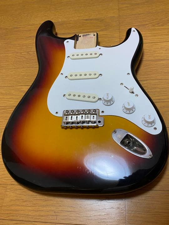 Fender JAPAN ストラトキャスター ボディのみ | protegervacinas.com.br