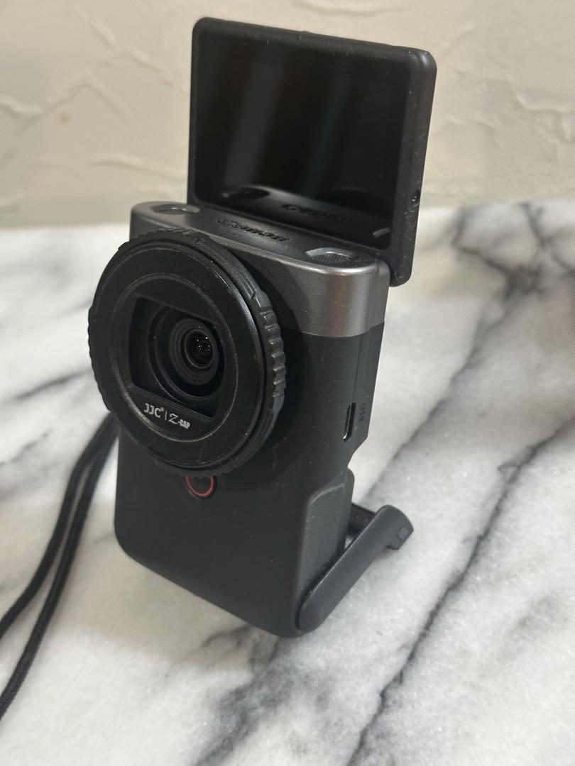 Canon PowerShot V10