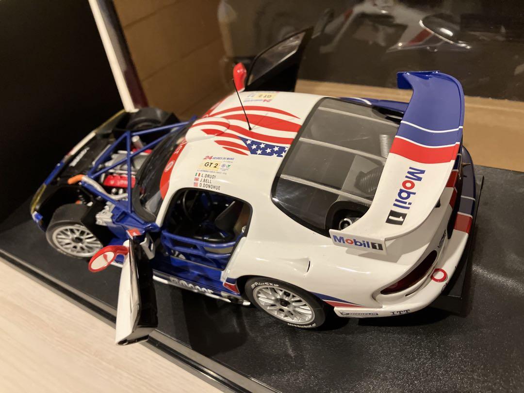 1/18 オートアート ダッジワイパー GTS-R