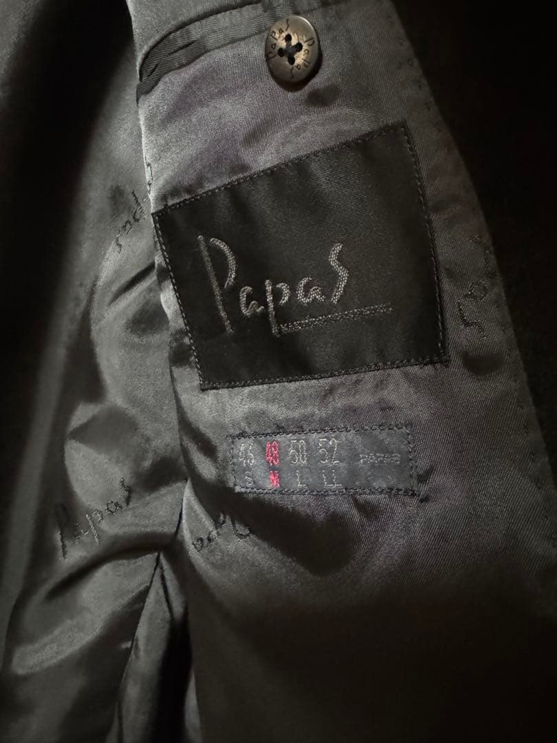 パパス カシミヤ100%ジャケット 黒M 3ボタン ノーベント未使用品(訳アリ) パパス カシミヤ100%ジャケット 黒M 3ボタン ノーベント未使用品(訳アリ)