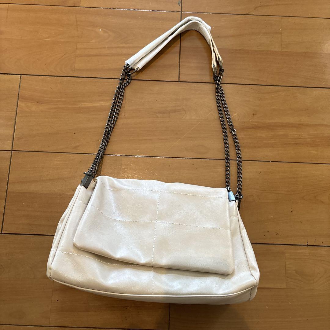 ダブルチェーンショルダーバッグ