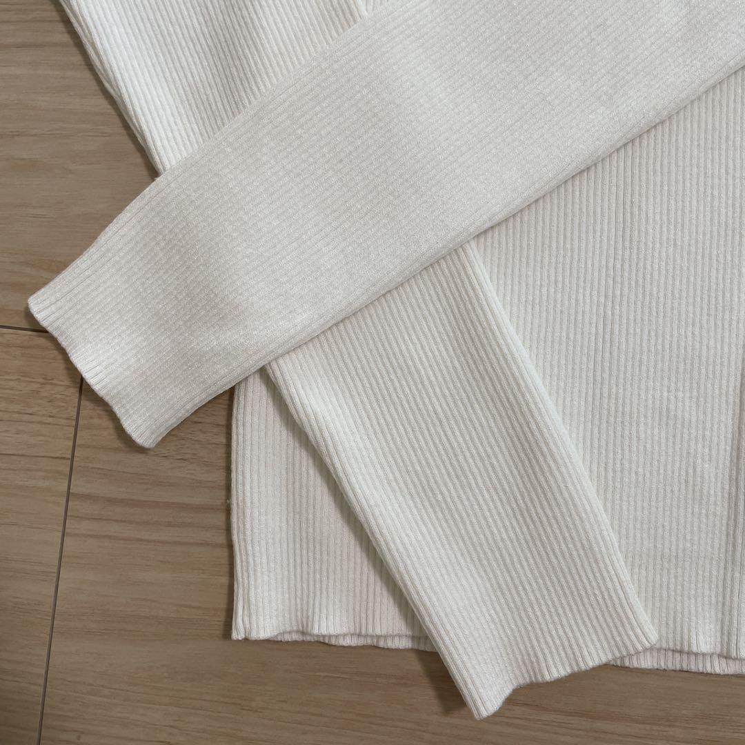 【美品】ナチュラルビューティーベーシックニット ペプラムジレアンサンブル