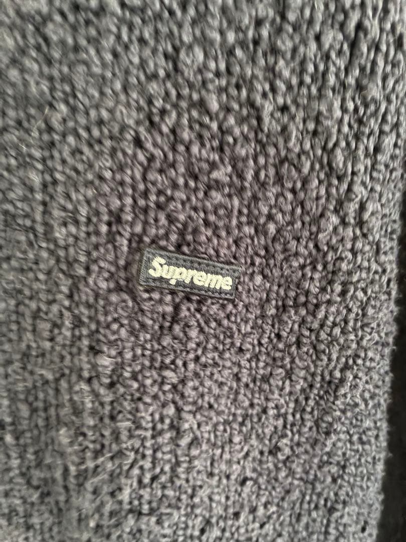 supreme boucle small box sweter