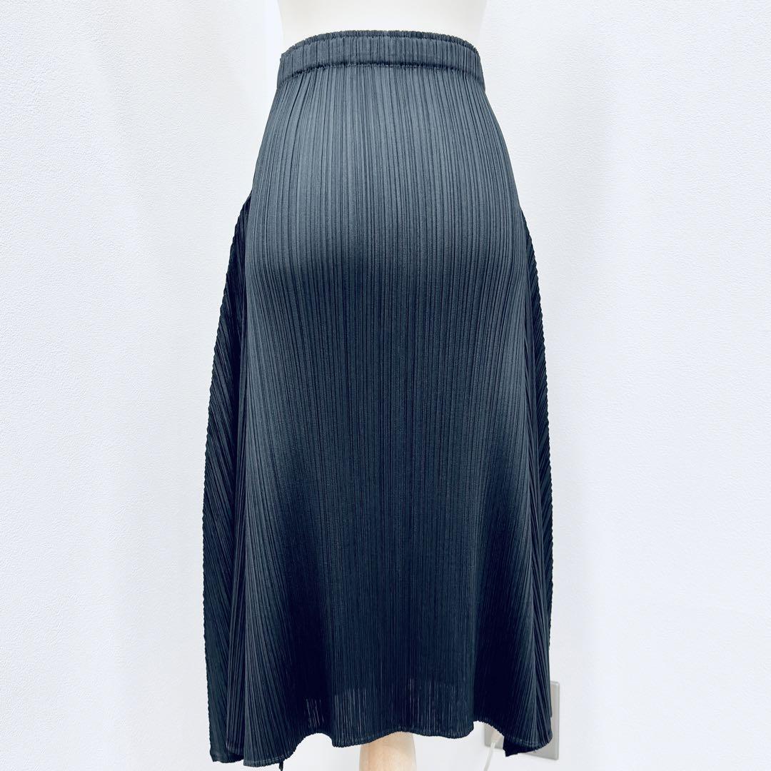PLEATS PLEASE EFFICIENT SQUARE プリーツ スカート - メルカリ PLEATS PLEASE EFFICIENT SQUARE プリーツ スカート - メルカリ