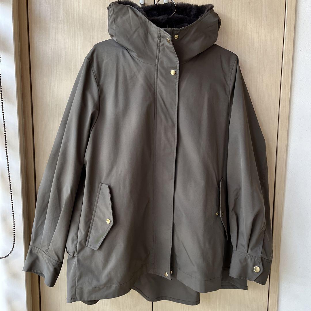 マウンテンパーカー　LUGIVa