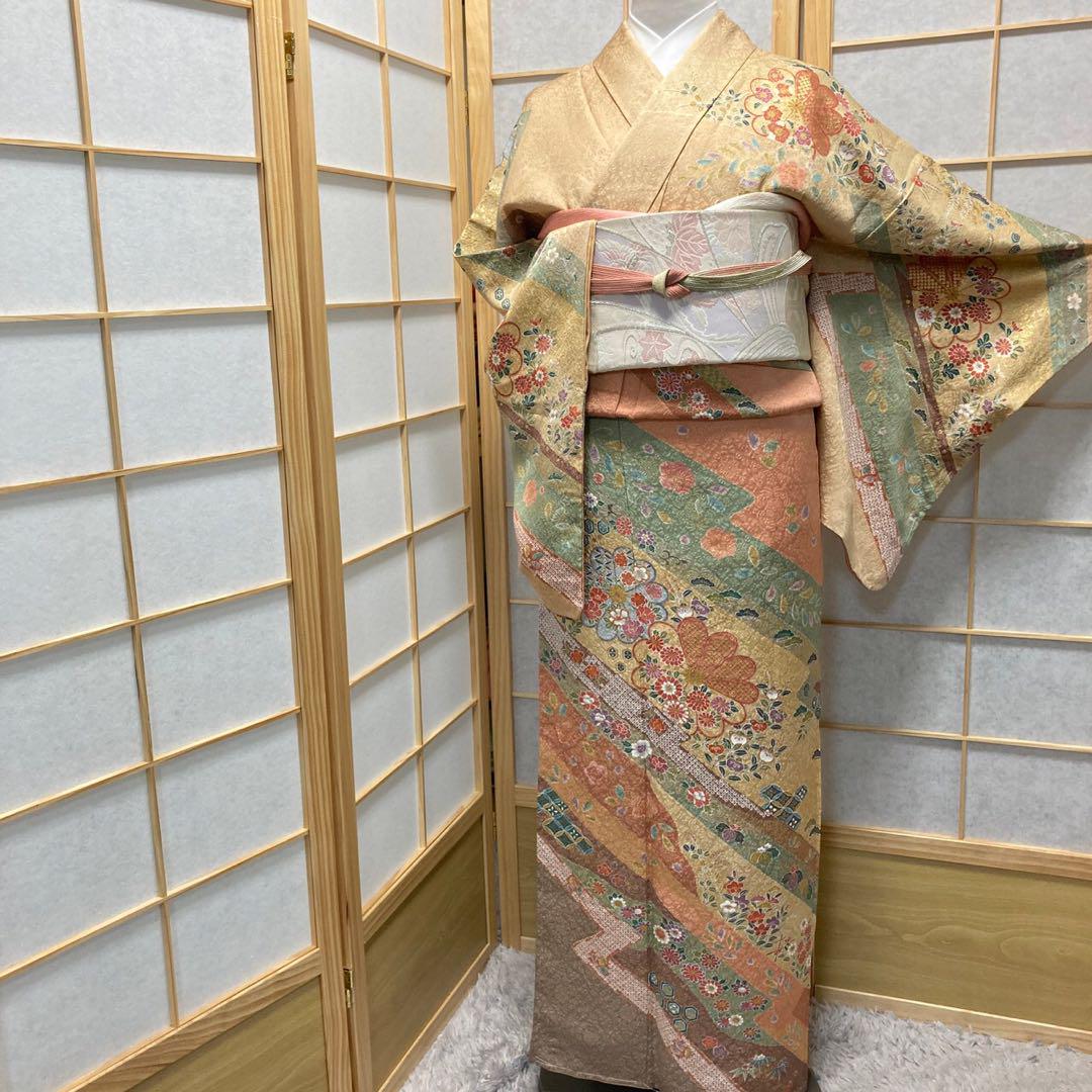 7669］訪問着 美品 未使用 草花文様 斜縞 金彩 正絹 着物 袷 人気