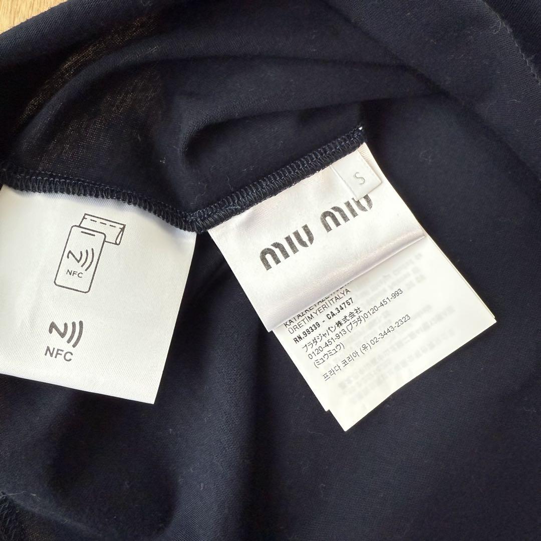 miumiu Tシャツ ロゴ エンブレム