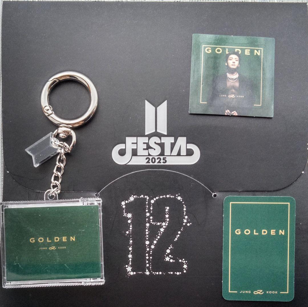 BTS FESTA限定 カプセルアルバム GOLDEN トレカ ジョングク