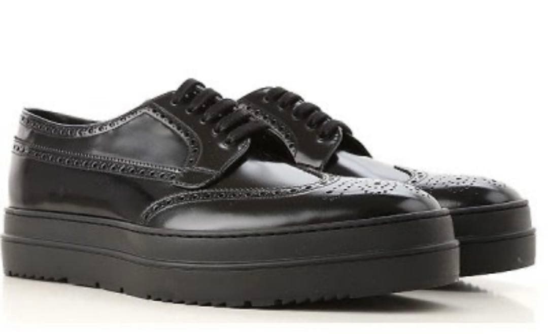 prada プラットフォームシューズ　ウィングチップ　8ハーフ