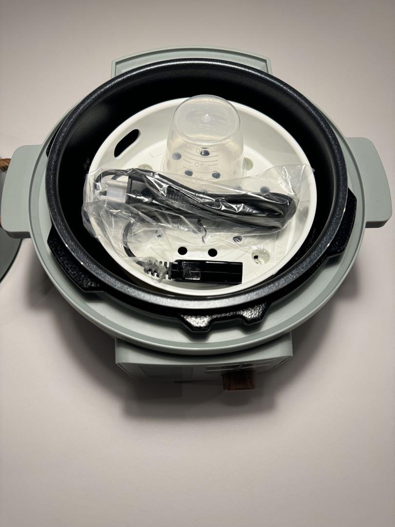 《未使用・展示品》電気圧力鍋 KPC-MA3-G グリーン／定価19,240円