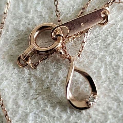 ダイヤ しずく♡【ブルーム】K10 ダイヤモンドネックレス☆アガット 好きも