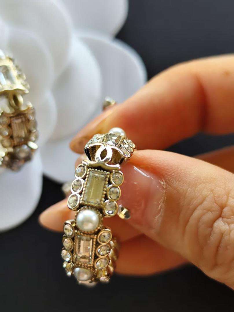 本物　シャネルCHANEL　ビジューピアス　ヴィンテージ風