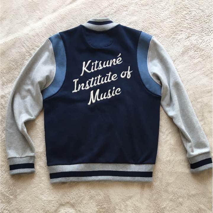 MAISON KITSUNÉ 音楽刺繍 スタジャンSサイズ！ MAISON KITSUNÉ 音楽刺繍 スタジャンSサイズ！ （MAISON KITSUNE