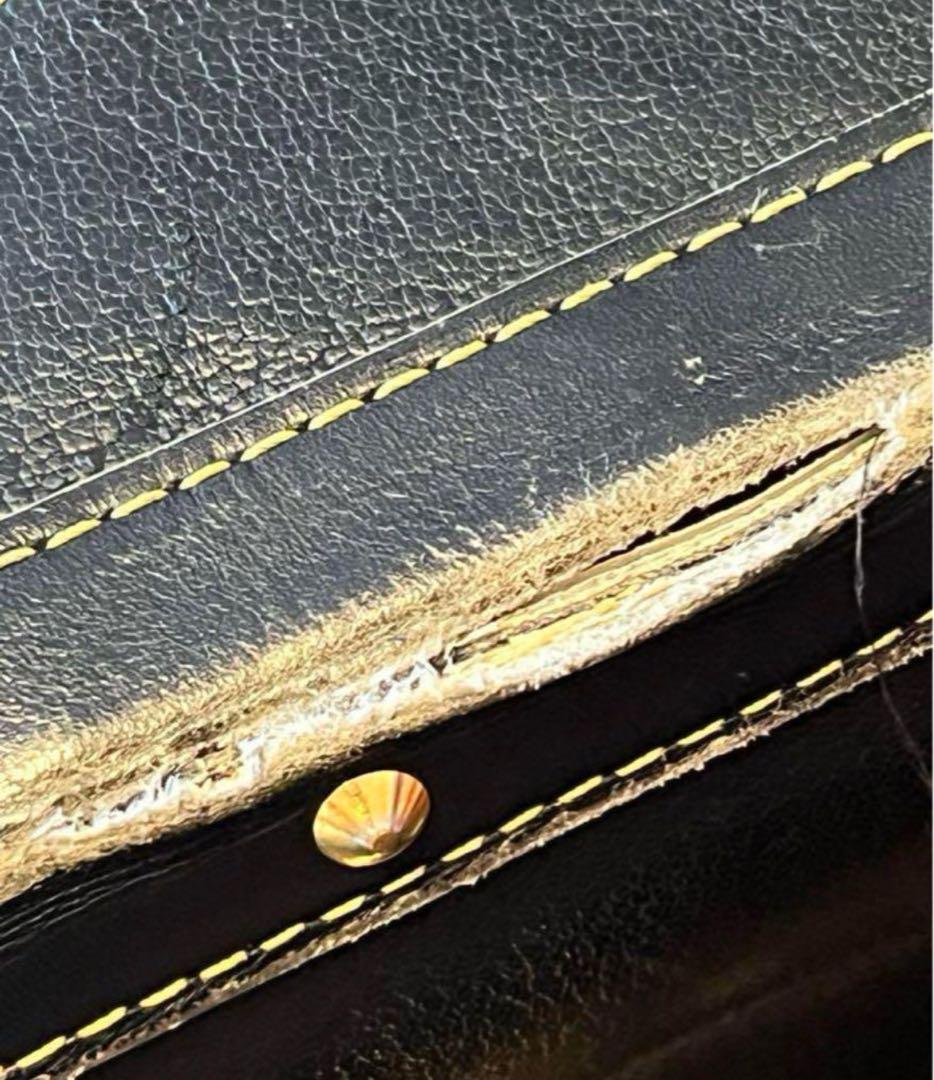 LOUIS VUITTON ブラック レザー ハンドバッグ