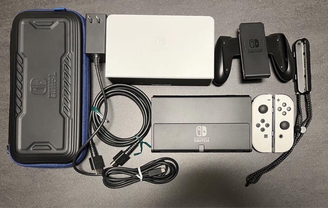 有機ELモデル Nintendo Switch ホワイト 使用期間短