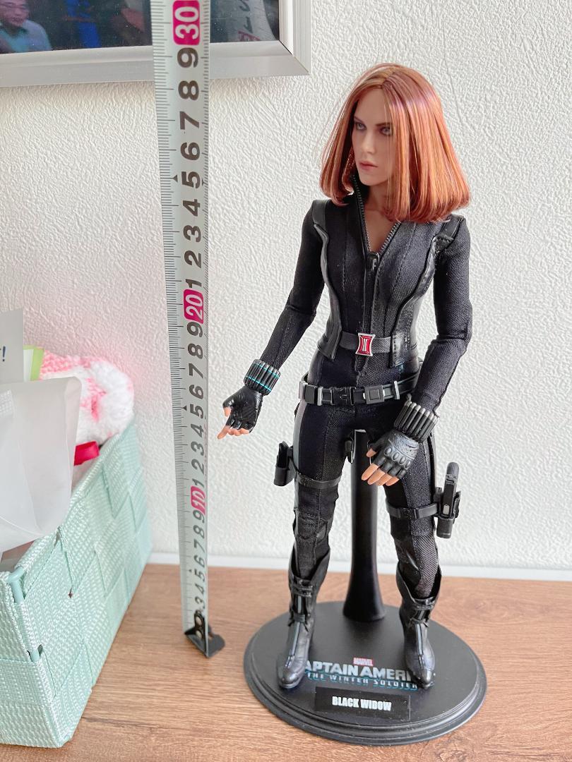 Hot Toys：Black Widowフィギュア