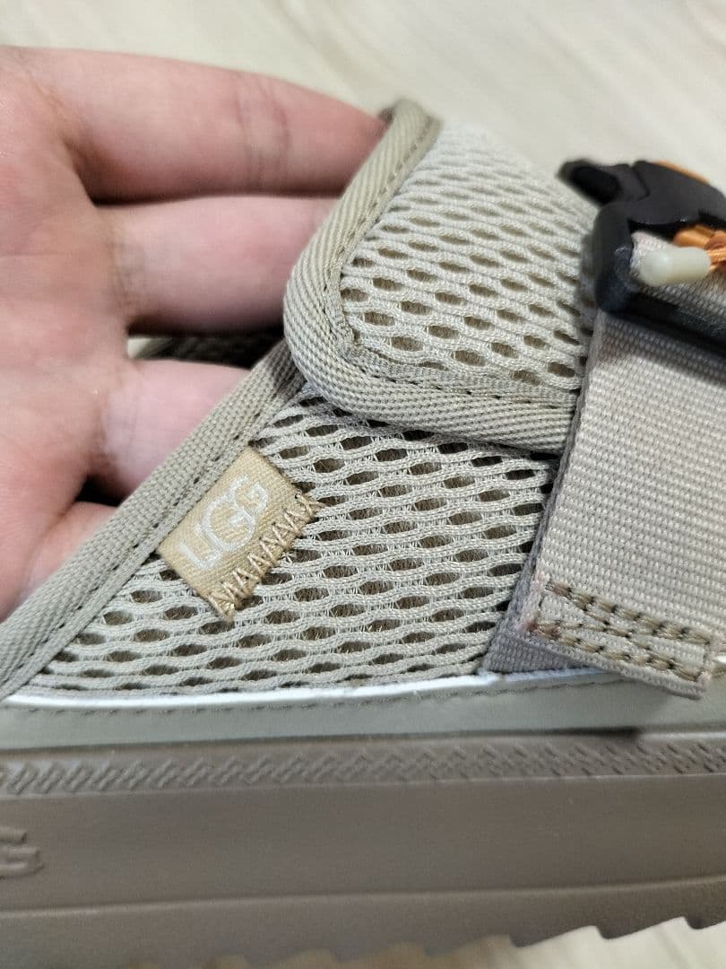 ベージュスリッパ