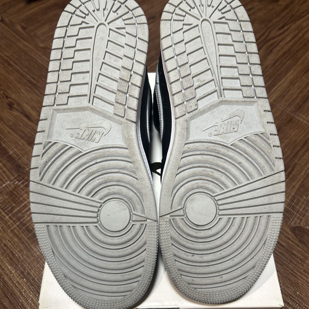 靴 Nike Women's Air Jordan 1 Mid \"Shadow\"