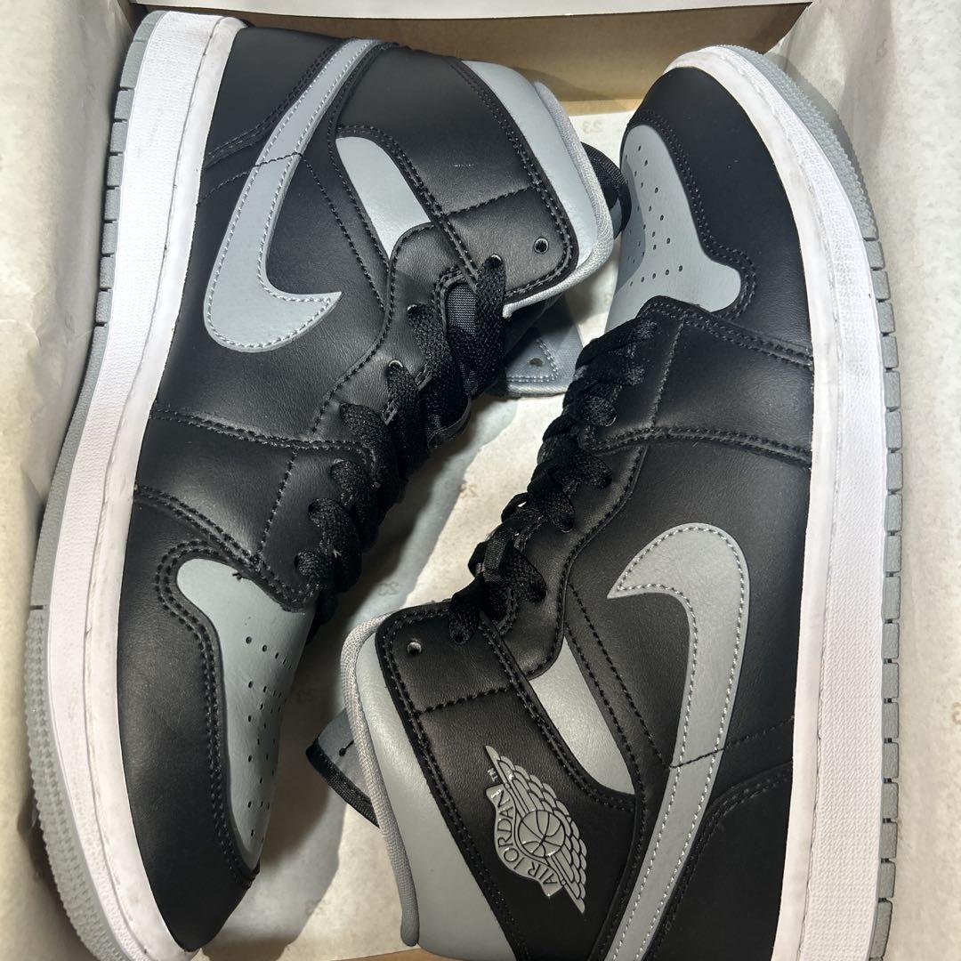 靴 Nike Women's Air Jordan 1 Mid \"Shadow\"