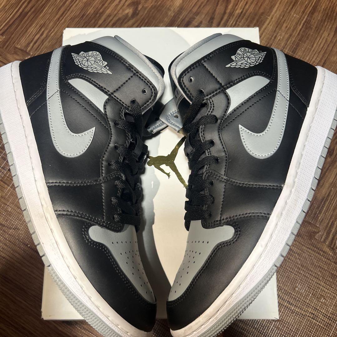 靴 Nike Women's Air Jordan 1 Mid \"Shadow\"