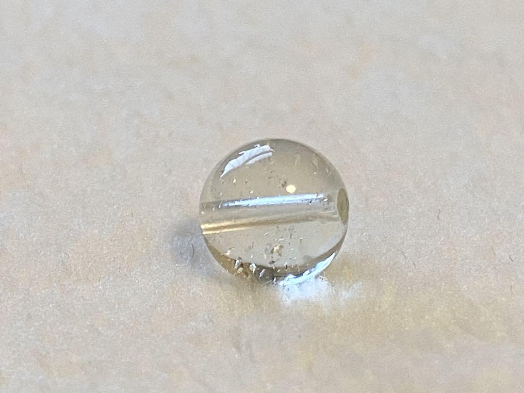 リビアングラス AAAA 8-8.5mm ラウンドビーズ