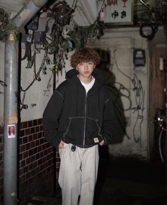 Stussy ジップフーディ