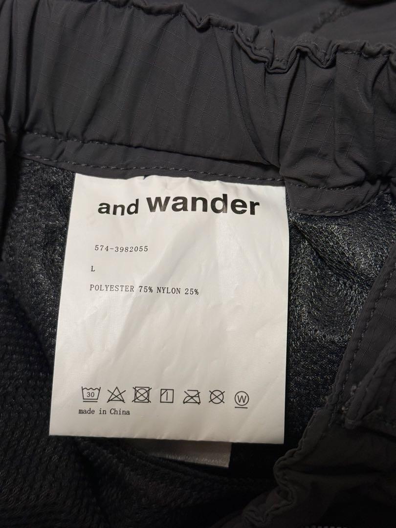 パンツ and wander Oversized Cargo Pants