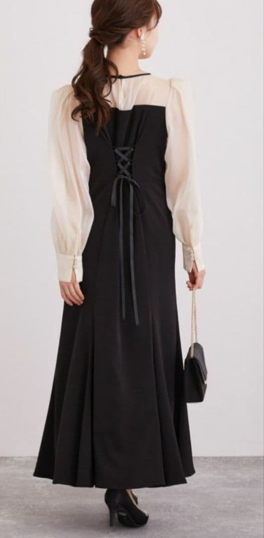 ドリードール　ライトグリーン スリーブ付き マキシドレス　黄緑 ドリードール ライトグリーン スリーブ付き マキシドレス 黄緑