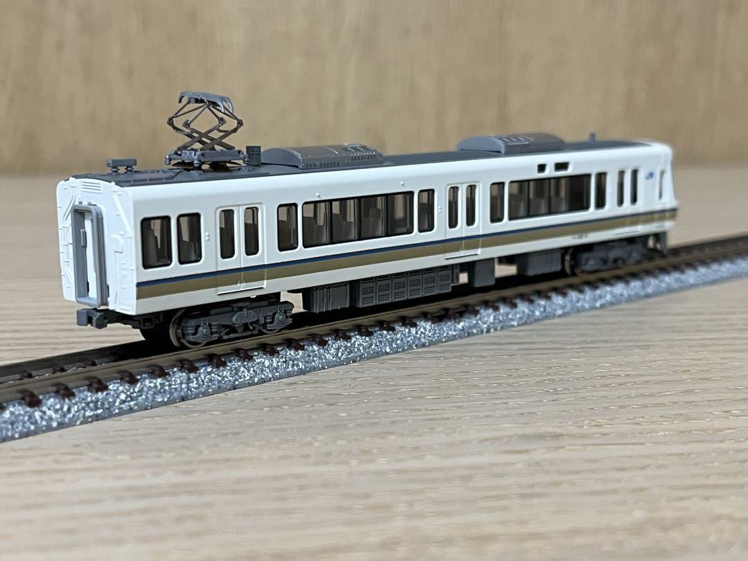 KATO 221系直流近郊形電車6両基本セット