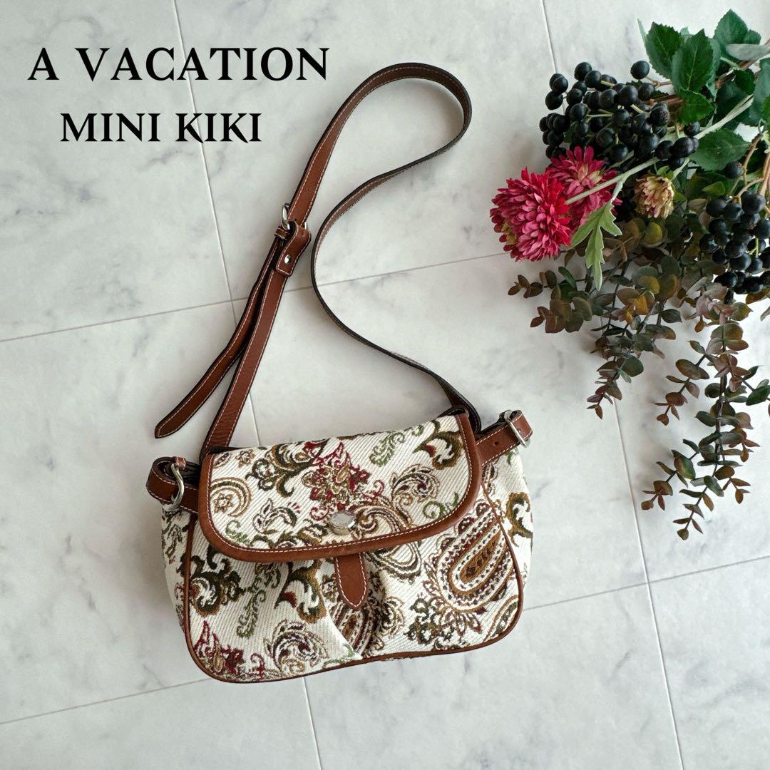 A VACATION/アヴァケーション】BREAD M ORANGE PAISLEY