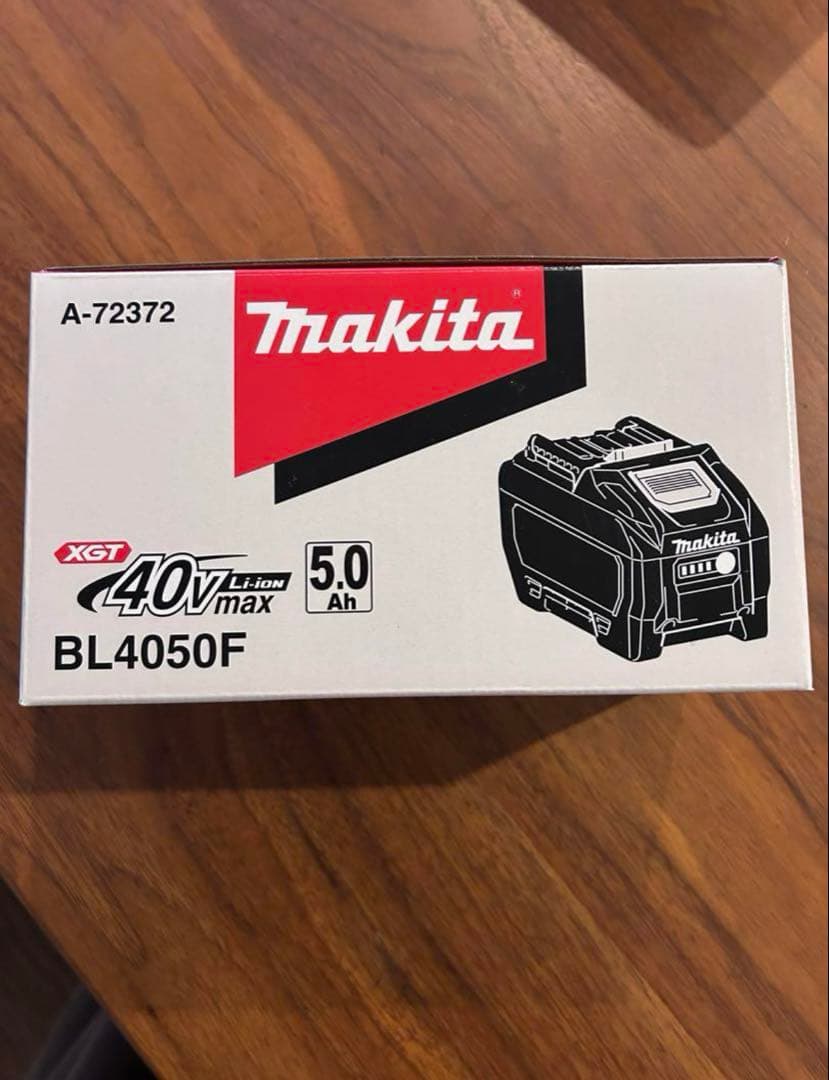 新品正規品　マキタ　BL4050F 40Vバッテリー