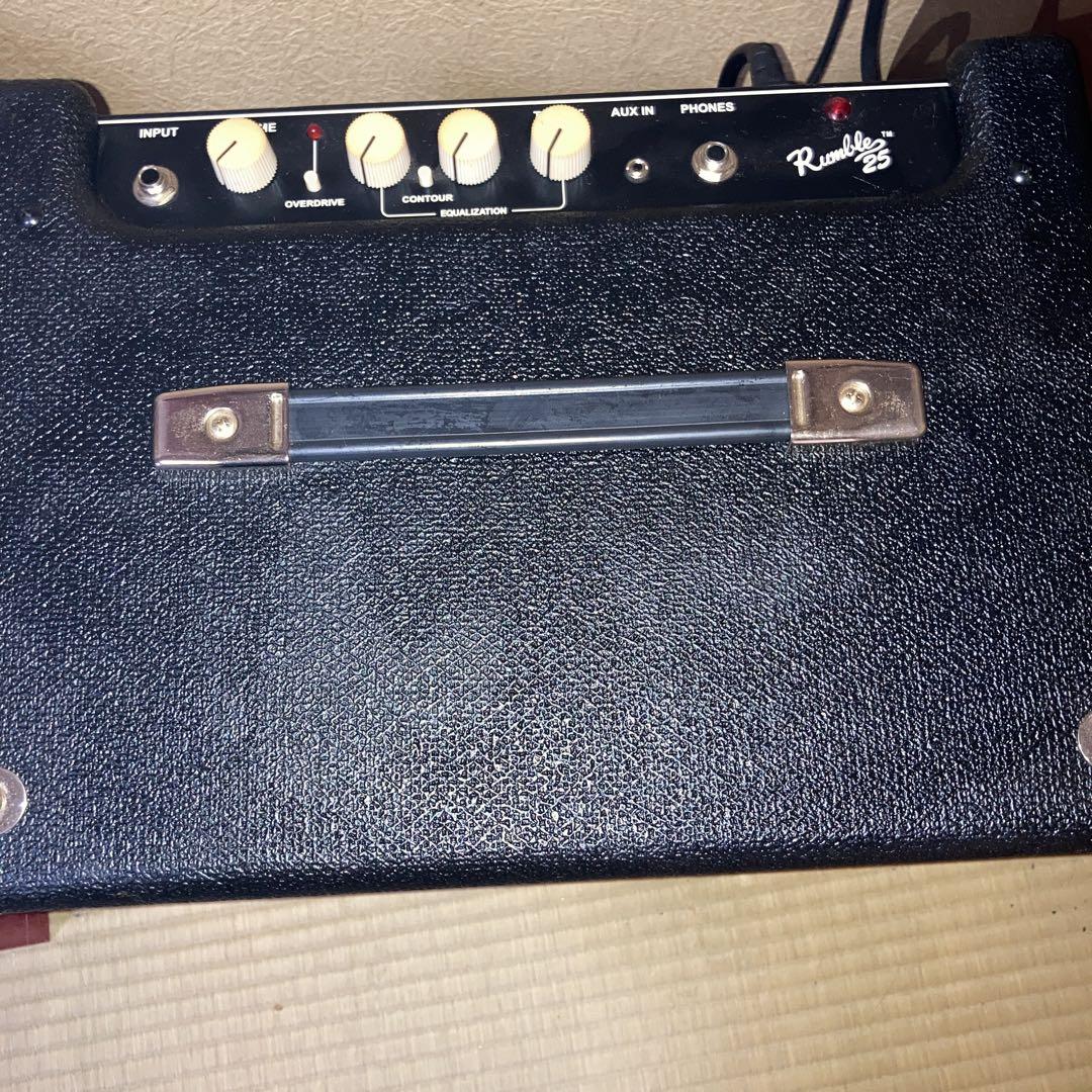 Fender Rumble 25 ベース用アンプ