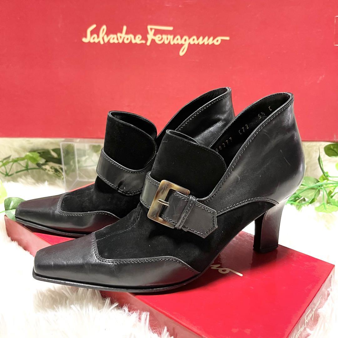 希少 圧巻の美しさ❤️Ferragamo 23cm/5.5C ショートブーツ 黒